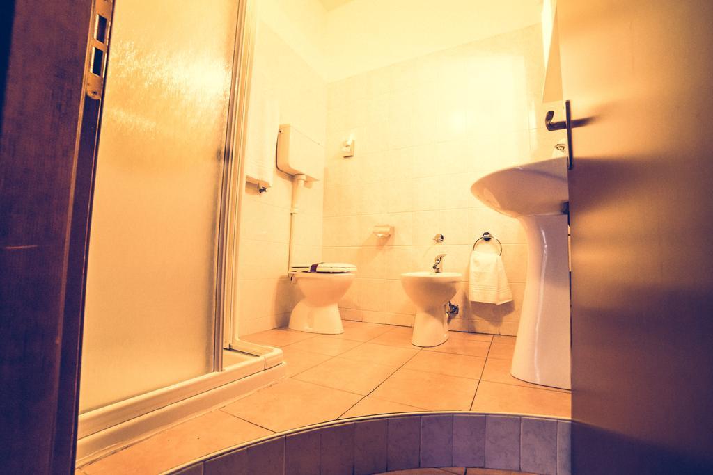 Hotel La Gaietta Millesimo ภายนอก รูปภาพ